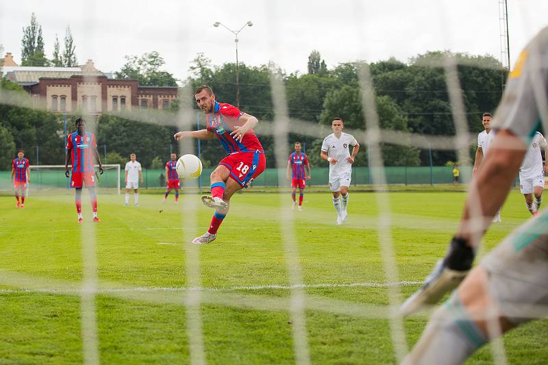 ÚSPĚŠNÝ EXEKUTOR. Tomáš Chorý se po návratu do Plzně uvedl gólem, proti Trnavě proměnil v 67. minutě penaltu po faulu na Mosqueru.