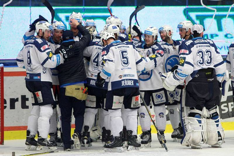 Hokejisté HC Škoda Plzeň slaví postup do semifinále