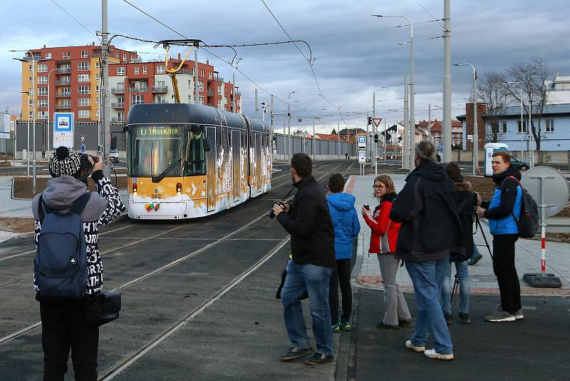 Otevření tramvajové trati na Borská pole v prosinci 2019.