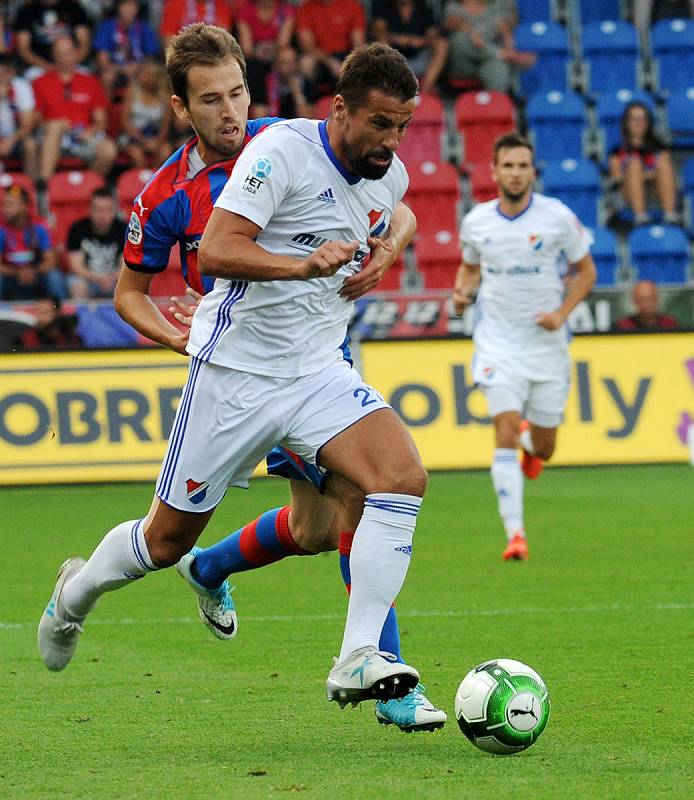 Fotbalisté Plzně porazili v zápase 5. kola první ligy doma Baník Ostrava 3:0.