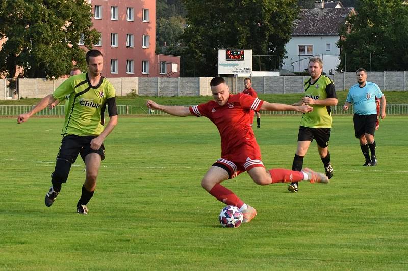 Tachov (v červeném) vs. Nečtiny (I. B třída, skupina A) 8:0.