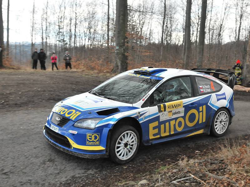 Na úvod sezony ovládla posádka Václav Pech, Petr Uhel s focusem WRC jubilejní 40. ročník Valašské Rally.