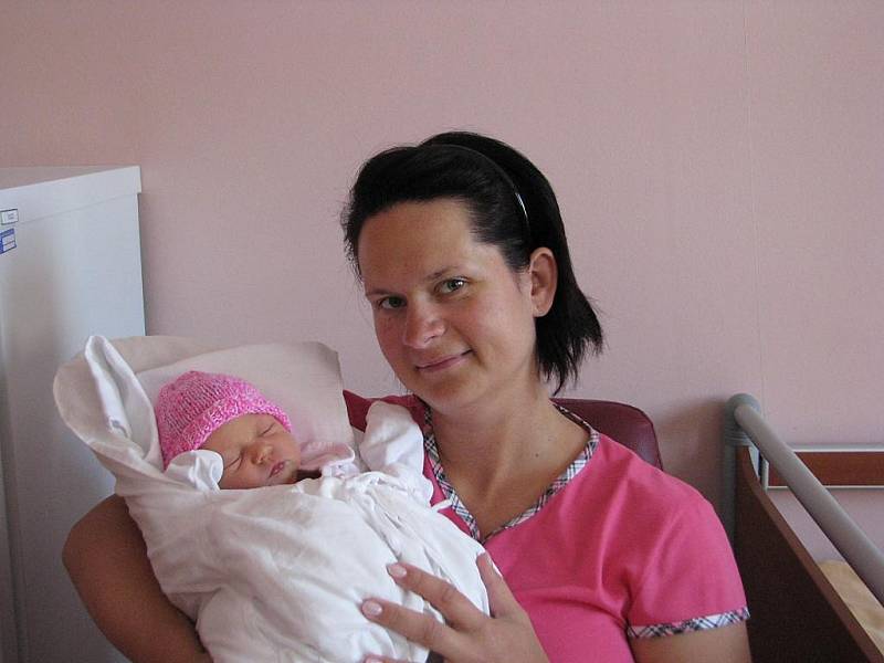 Tereza (3,57 kg) přišla na svět 18. května v 9:28 v plzeňské fakultní nemocnici. Ze své prvorozené holčičky se radují maminka Jitka Hampeková a tatínek Richard Hampek z Mariánských Lázní