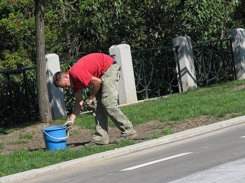 Přípravy na slavnostní otevření klidové zóny Hořejší Obora v Příbrami