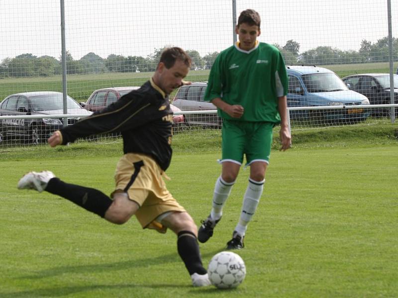 I. B třída: Podlesí - Petrovice (1:0).