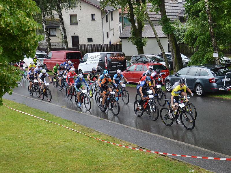 Cyklistickým svátkem byl v neděli 16. června závod „Giro Pičín MTB maratón 2019 Author Sedláček