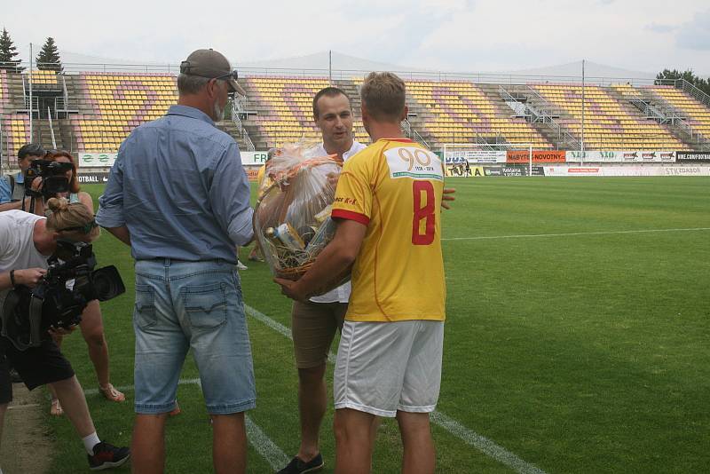 V Příbrami proběhl charitativní exhibiční duel odchovanců 1. FK Příbram.