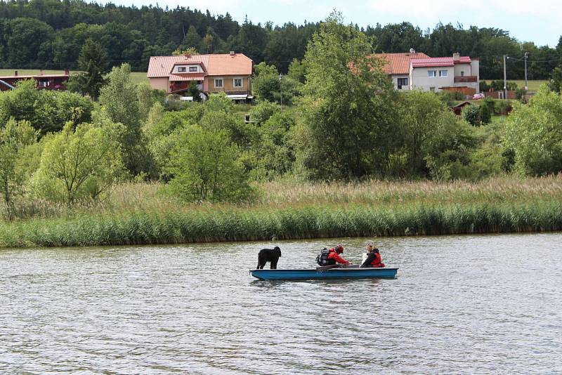 Své znalosti a zkušenosti testovali záchranáři v Jincích.