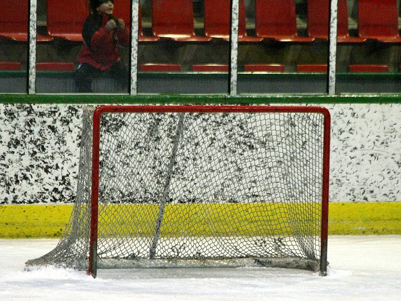 Semifinále play off KLM: HC Příbram - Velké Popovice (3:1).