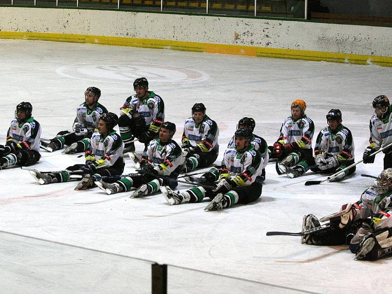 Semifinále play off KLM: HC Příbram - Velké Popovice (3:1).