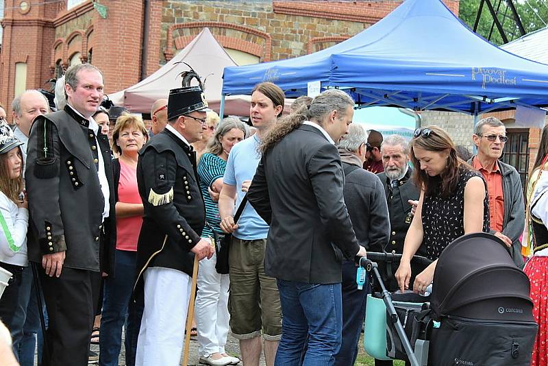 Atrakce, stánky, divadelní scénka. Hornická pouť 2017 i letos nabídla novinky. Lahůdkou je zprovoznění štoly císaře Františka Josefa I.