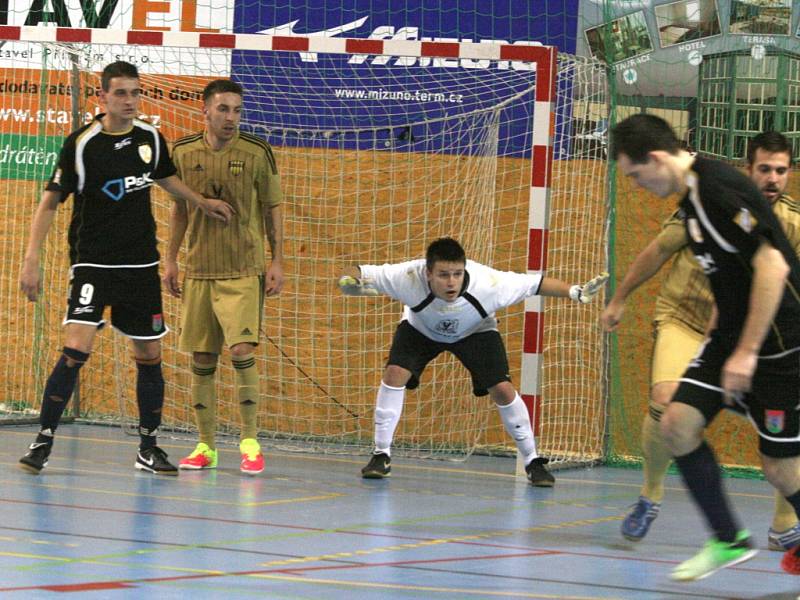 Derby krajského přeboru futsalistů mezi HFK a Vivou skončilo jasnou výhrou hostů.