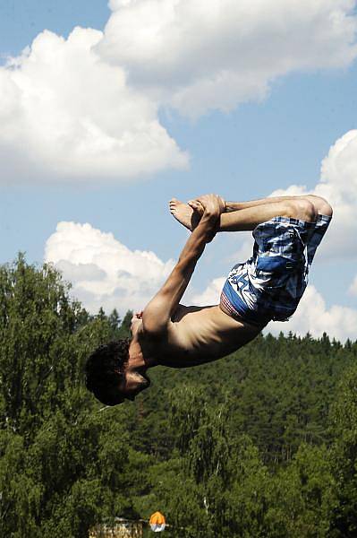 Highjump se v hřiměždickém lomu letos konal už pojedenácté.