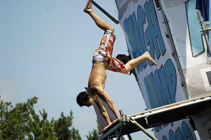 Highjump se v hřiměždickém lomu letos konal už pojedenácté.