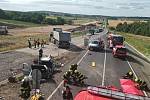K tragické dopravní nehodě došlo v úterý ráno u obce Vrančice na Příbramsku. Střet osobního a nákladního vozu jeden z řidičů nepřežil.