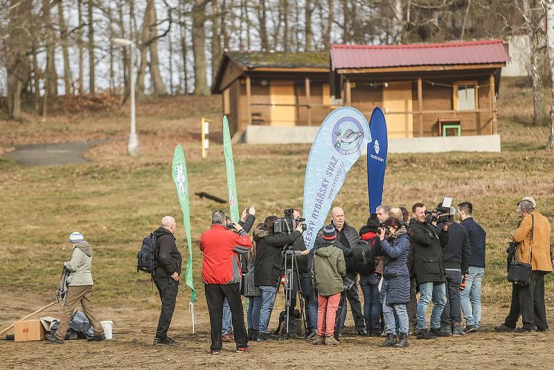 Akce Ukliďme Orlík se v lokalitě Štědronín-Plazy konala v sobotu 15. února.