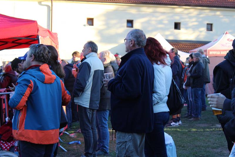 V sobotu 29. září se uskutečnil v podhradí zámku již sedmý ročník Mníšeckých pivních slavností.