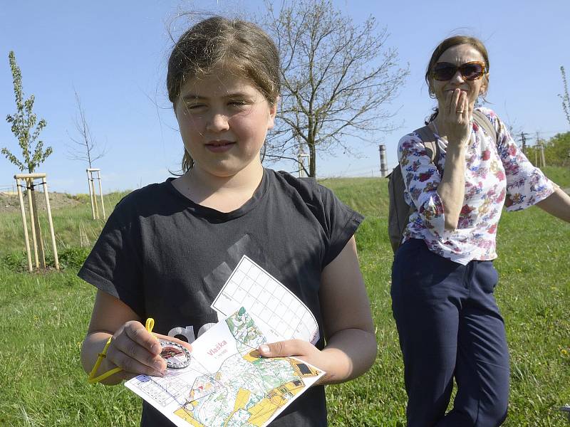 Ze závodu na Vlašce v Dobříši u příležitosti Světového dne orientačního běhu.