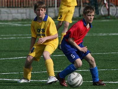 Meziokresní soutěž žákovských výběrů U13: OFS Benešov (žlutí) - OFS Příbram 1:1