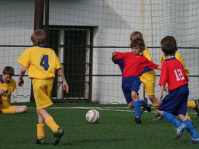 Meziokresní soutěž žákovských výběrů U13: OFS Benešov (žlutí) - OFS Příbram 1:1