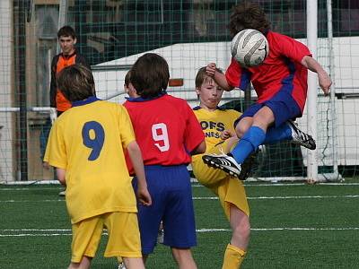 Meziokresní soutěž žákovských výběrů U13: OFS Benešov (žlutí) - OFS Příbram 1:1