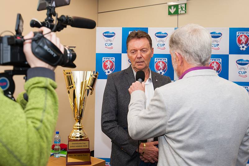 Bylo rozhodnuto, že finále mládežnického Ondrášovka Cupu kategorie U8 se uskuteční v Příbrami.
