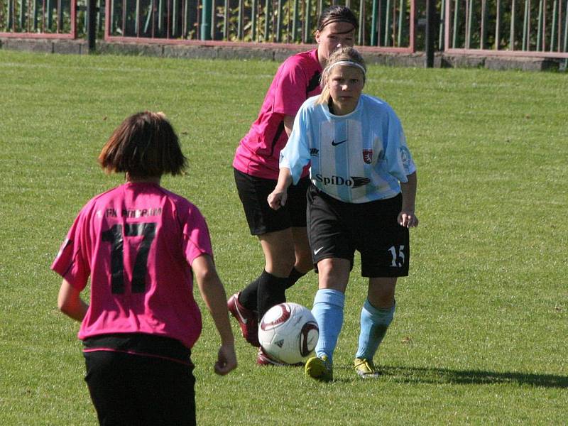 2. liga žen: Příbram - Stará Lysá (0:2).