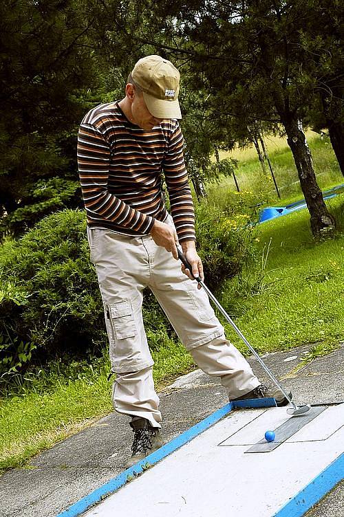 Minigolf na Novém rybníku je opět v provozu