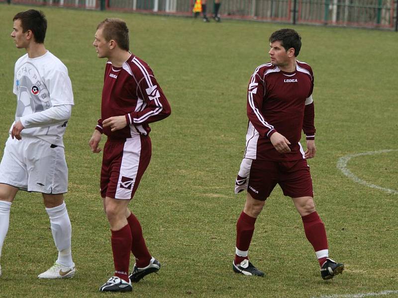 I. A třída: Sp. Příbram - Slaný (3:2).