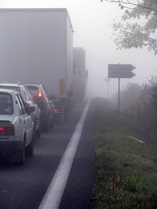 Kvůli nehodě na strakonické se tvořily v obou směrech několikakilometrové kolony