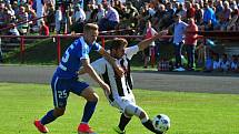 Stadion V Lipkách v Dobříši zažil ve středu v podvečer fotbalový svátek. K utkání 2. kola českého poháru MOL Cup sem přijel prvoligový tým Slovan Liberec.