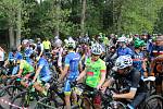 V sobotu před polednem přivítala Vlaška dvě stovky závodníků horských kol.