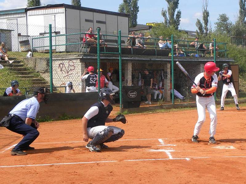 Extraliga softbalistů: Amasoma Příbram - Slavia VŠ Plzeň.