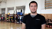UČITEL příbramské zdravotnické školy Jan Chvál při sportovním utkání mezi Příbram –  Lotyšsko.