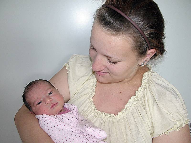 Šarlota Klásová prvně pohlédla na svět v pátek 24. července a v ten den vážila 3,39 kg a měřila 50 cm. Pečovat o své první děťátko bude maminka Martina z Blatné.