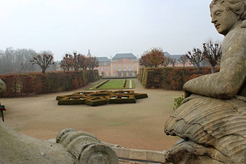 Začaly přípravy na revitalizaci francouzského parku a ten je nyní uzavřen.