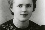 Marie Viktorová, 19 let; popravená 1. 7. 1942 s rodiči, bratrem a příbuznými za pomoc čs. parašutistovi čet. Bohuslavu Grabovskému.