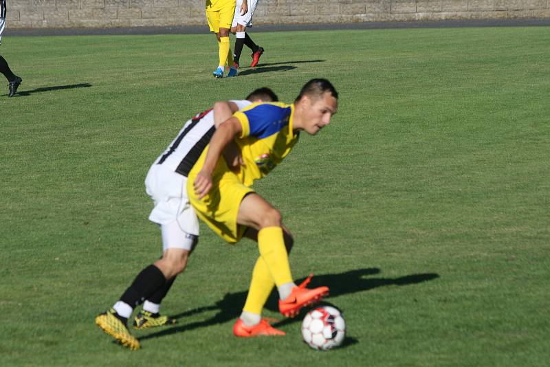 Divize B MFK Dobříš - FK Neratovice-Byškovice 0:1.