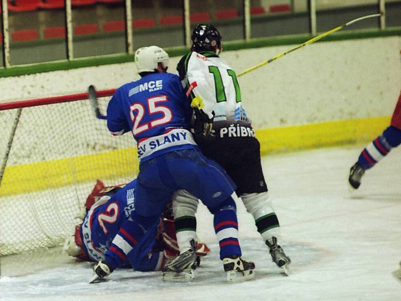 1. kolo play off KPM: HC Příbram - Slaný (3:2).