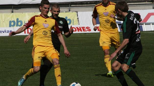 1.FK Příbram - Dukla Praha.