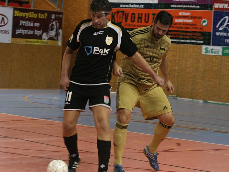 Derby krajského přeboru futsalistů mezi HFK a Vivou skončilo jasnou výhrou hostů.