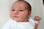 ZUZANKA SKALICKÁ se narodila v pátek 4. srpna o váze 3,48 kg a míře 49 cm rodičům Evě a Honzovi z Boru. Pomáhat s péčí o miminko jim bude malý Adámek. 