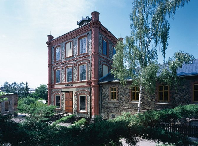 Hornické muzeum Příbram - Důl Vojtěch. Šachetní budova z roku 1870.