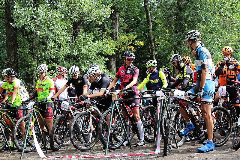 Pátý ročník MTB maratonu Brdmanův pařez pro amatérské cyklisty.