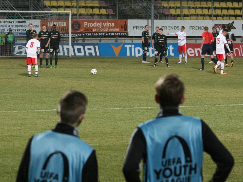 Osmifinále UEFA Youth League: 1.FK Příbram - Benfica Lisabon.