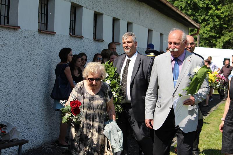 V bývalém lágru pro politické vězně žáci základních a středních škol z Příbramska představili své projekty na téma totality.