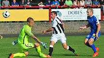 Stadion V Lipkách v Dobříši zažil ve středu v podvečer fotbalový svátek. K utkání 2. kola českého poháru MOL Cup sem přijel prvoligový tým Slovan Liberec.