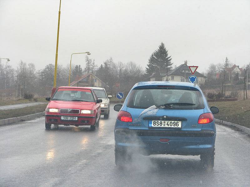 Na Příbramské silnice znovu padaly sněhové vločky