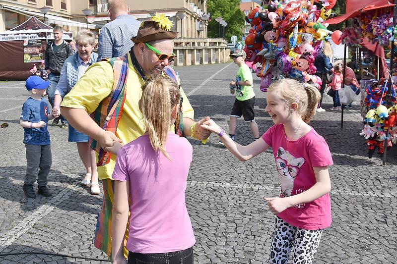 Divadlo patří dětem. Den plný her, zábavy a soutěží pro děti i dospělé v Příbrami.