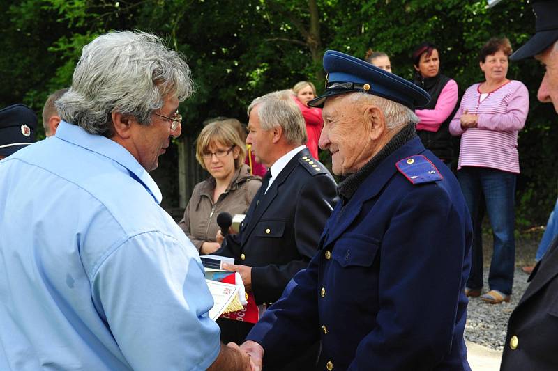 Hasiči z Mokřice oslavili 125 let existence svého sboru.